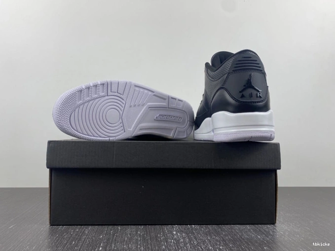 Cheap TBK Retro Monday 136064-020 (2016) 3 Cyber Jordan 0716